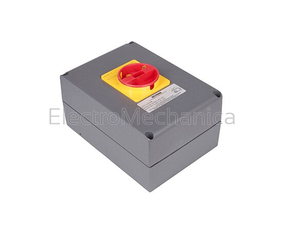 590.XHEM6303 63A 3P EX EMERGENCY METAL BOX