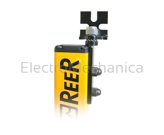 1310980 FLAT SWIVEL BRACKET