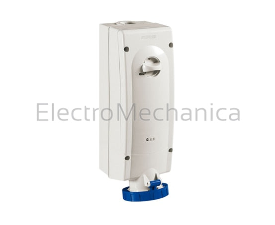 561.6387 63A 3P+N+E IP67 SURF SWTH SOCKET