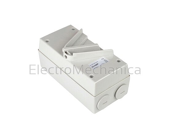 UFK 63A 3P 63A 3P ENCLOSED ISOLATOR