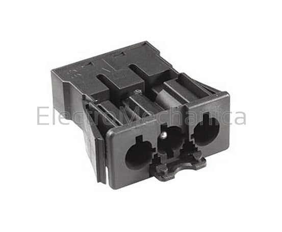 92.032.9658.0 16A 3P FLUSH P/MOUNT MALE CONN