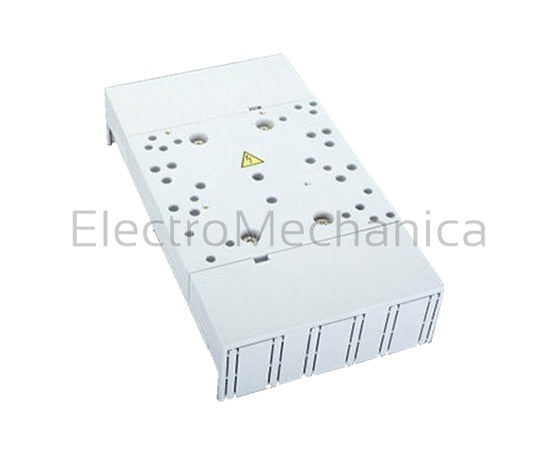 32004 UNIVERSAL BUSBAR MNT ADAPTOR 630A